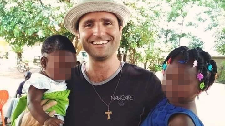 Il missionario Matteo Pettinari, anconetano, morto in un incidente in Africa. Il religioso viveva in Costa d’Avorio già da 13 anni