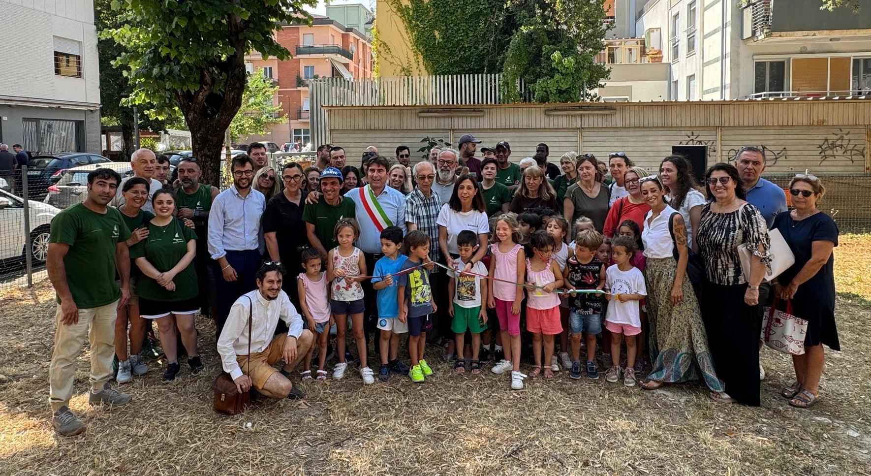 Parco di via Salvatori: inaugurazione e festa per tutti Parco di via Salvatori: inaugurazione e festa per tutti