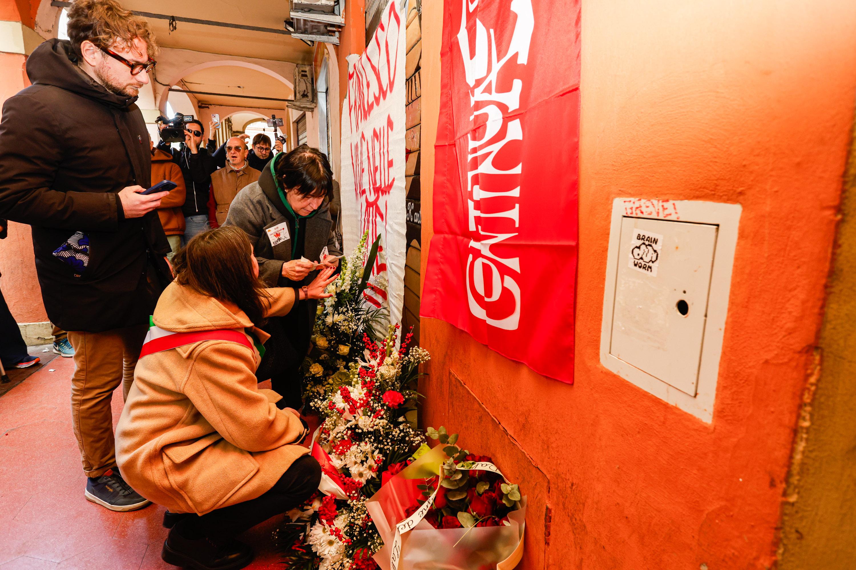 Commemorazione Francesco da Ilrestodelcarlino.it Commemorazione di Francesco Lorusso contestata la vicesindaca di Bologna Video