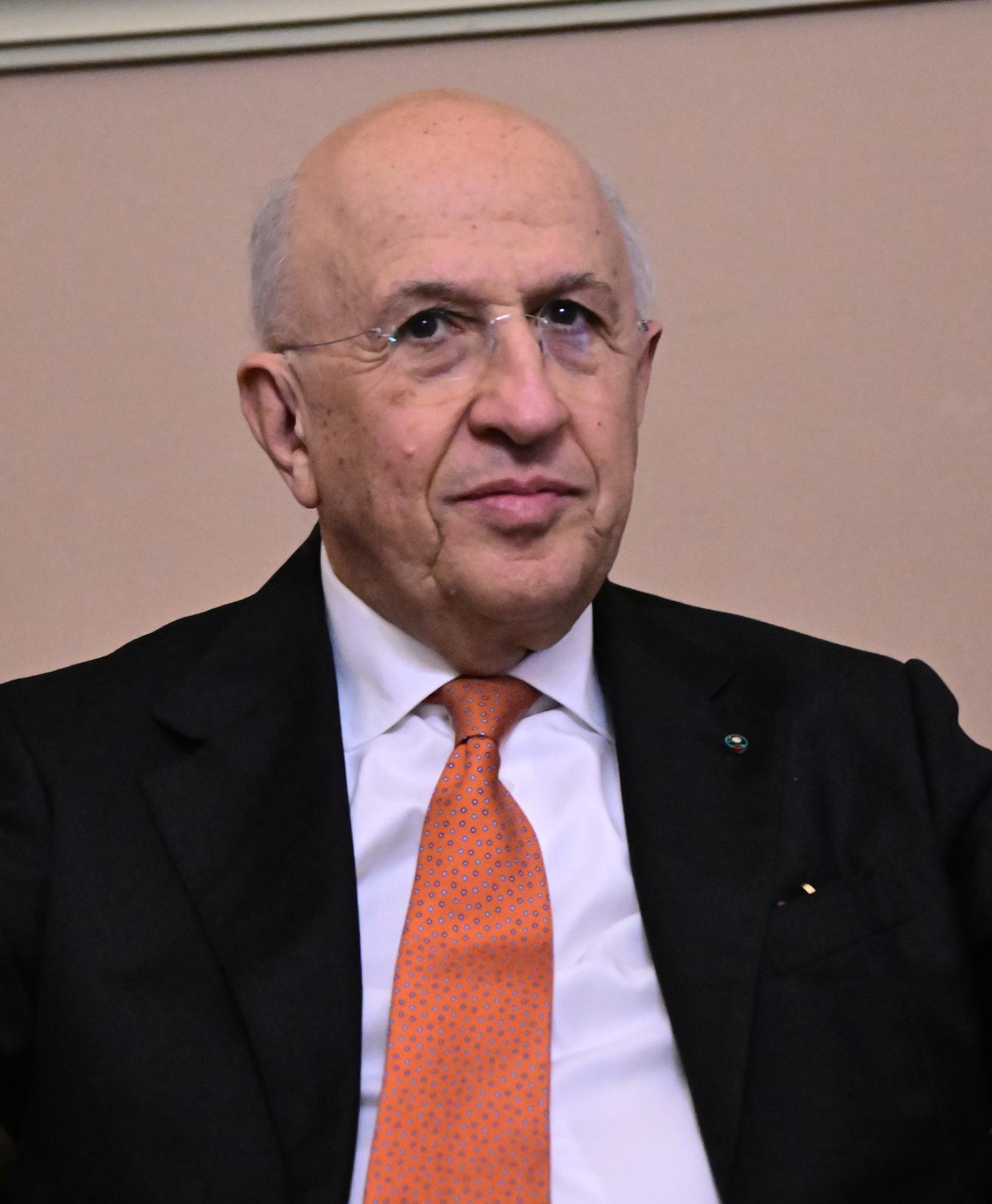 da marcello soleri a einaudi in libro aperto da Ilrestodelcarlino.it da marcello soleri a einaudi in libro aperto