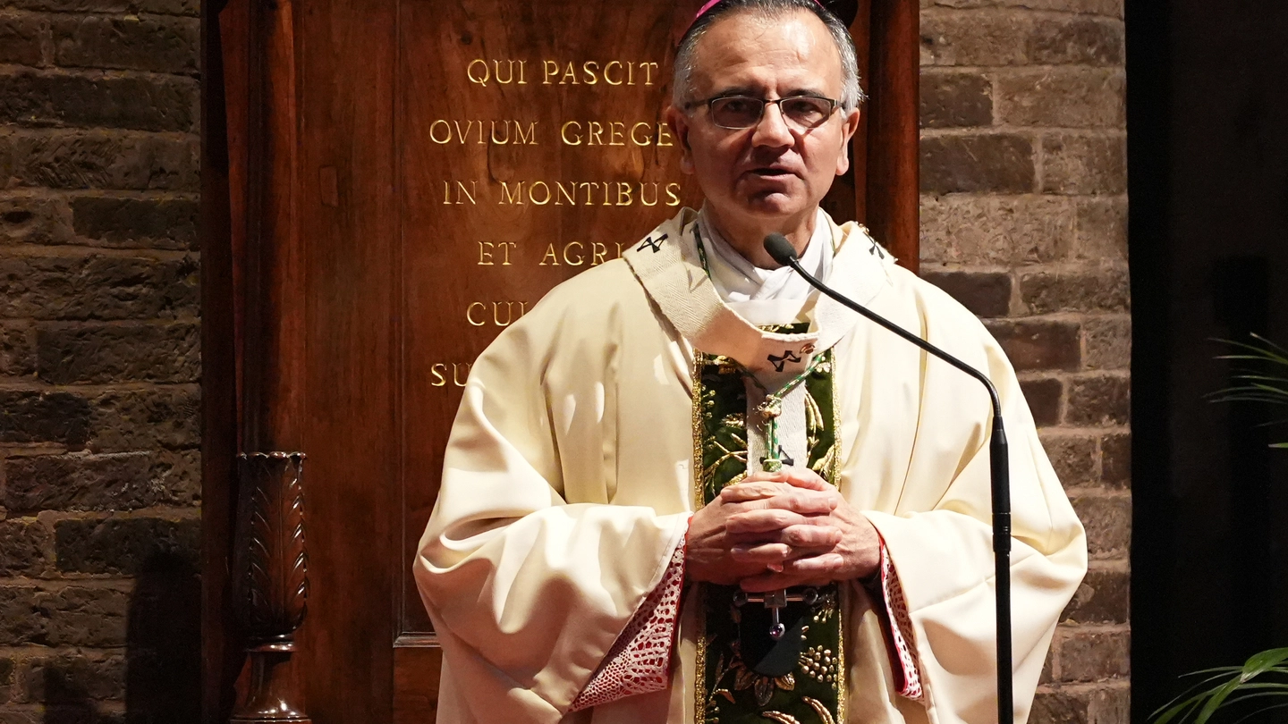 L’arcivescovo Monsignor Erio Castellucci alla messa in Duomo