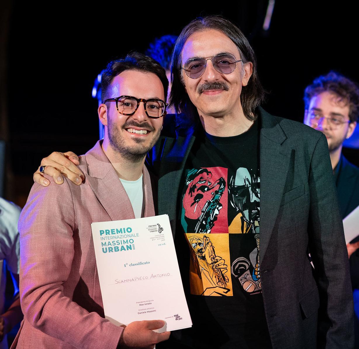 Il trombettista Scannapieco trionfa al Premio Massimo Urbani Il trombettista Scannapieco trionfa al Premio Massimo Urbani