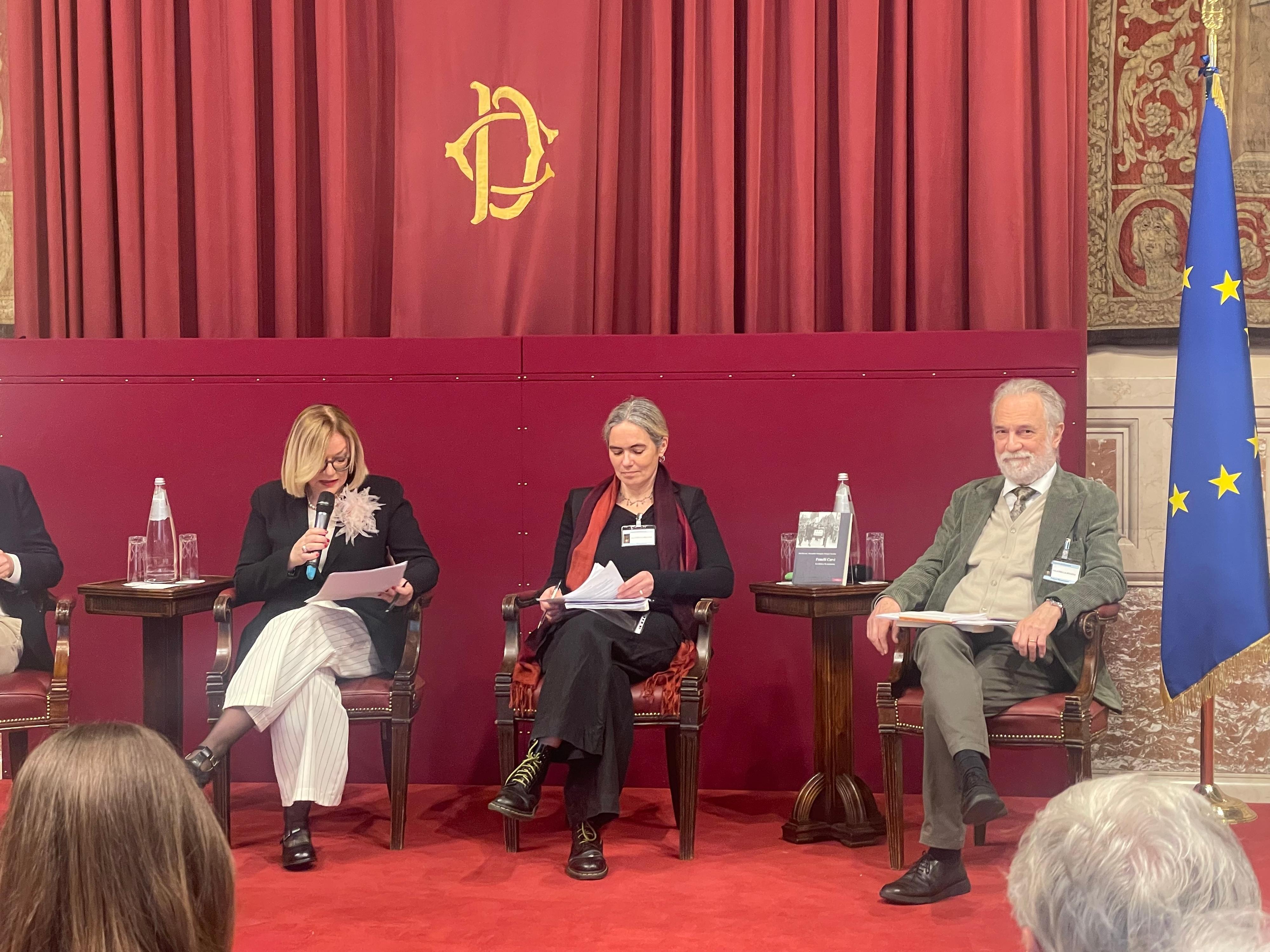 presentazione questo da Ilrestodelcarlino.it La presentazione di questo libro apre le porte di Montecitorio alla famiglia Cervi