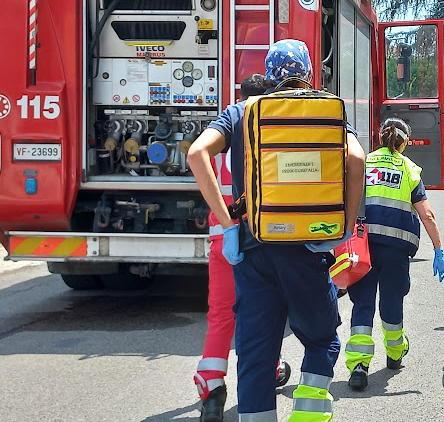 Gattatico schianto da Ilrestodelcarlino.it Gattatico schianto fra auto in via Zappellazzo