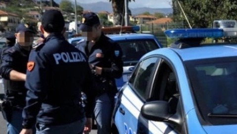 Maxi furto al market, bambino di 11 anni scappa con 6mila euro: le indagini della polizia