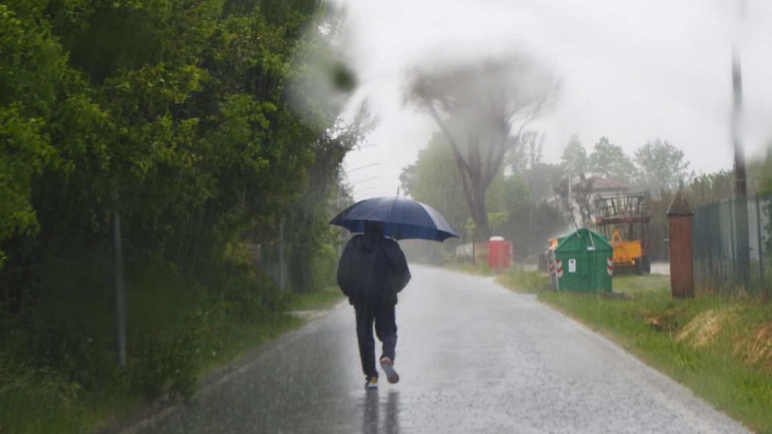 Rovesci di pioggia nel primo pomeriggio di oggi a Voltana di Lugo