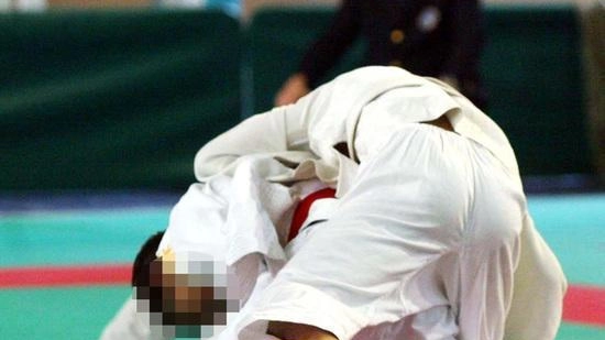 Un giovane atleta di 12 anni è stato ricoverato in ospedale a Parma dopo un incidente durante un torneo giovanile di judo a Guastalla. Ha riportato un trauma rachide cervicale ma è in condizioni stabili e presto potrà essere dimesso.