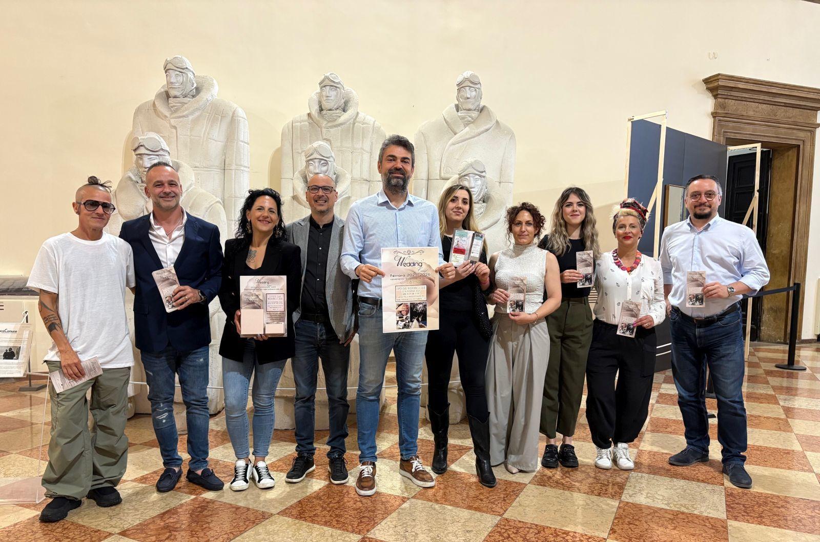 una card per gli sposi novelli così il matrimonio è una favola da Ilrestodelcarlino.it una card per gli sposi novelli così il matrimonio è una favola
