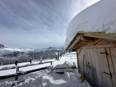 Ancora neve in Veneto. Dolomiti, Prealpi e passi sommersi: dove è caduta e quanta