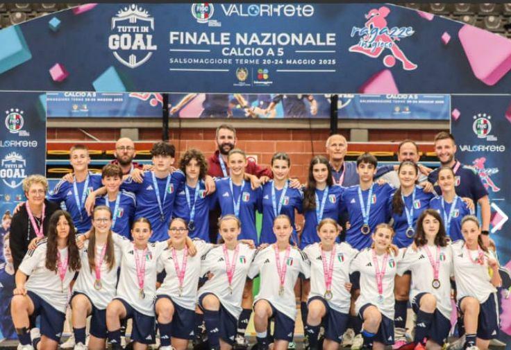 doppietta storica per le marche loreto e corinaldo trionfano nei tornei scolastici da Ilrestodelcarlino.it doppietta storica per le marche loreto e corinaldo trionfano nei tornei scolastici