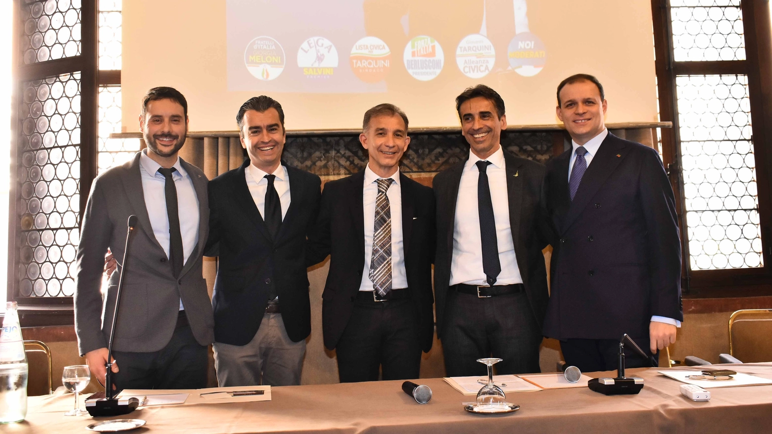 Da sinistra, Filippo Ferrarini (Alleanza Civica), Alessandro Aragona (Fd'I), Giovanni Tarquini, Roberto Salati (Lega) e Gianluca Nicolini (Fi)