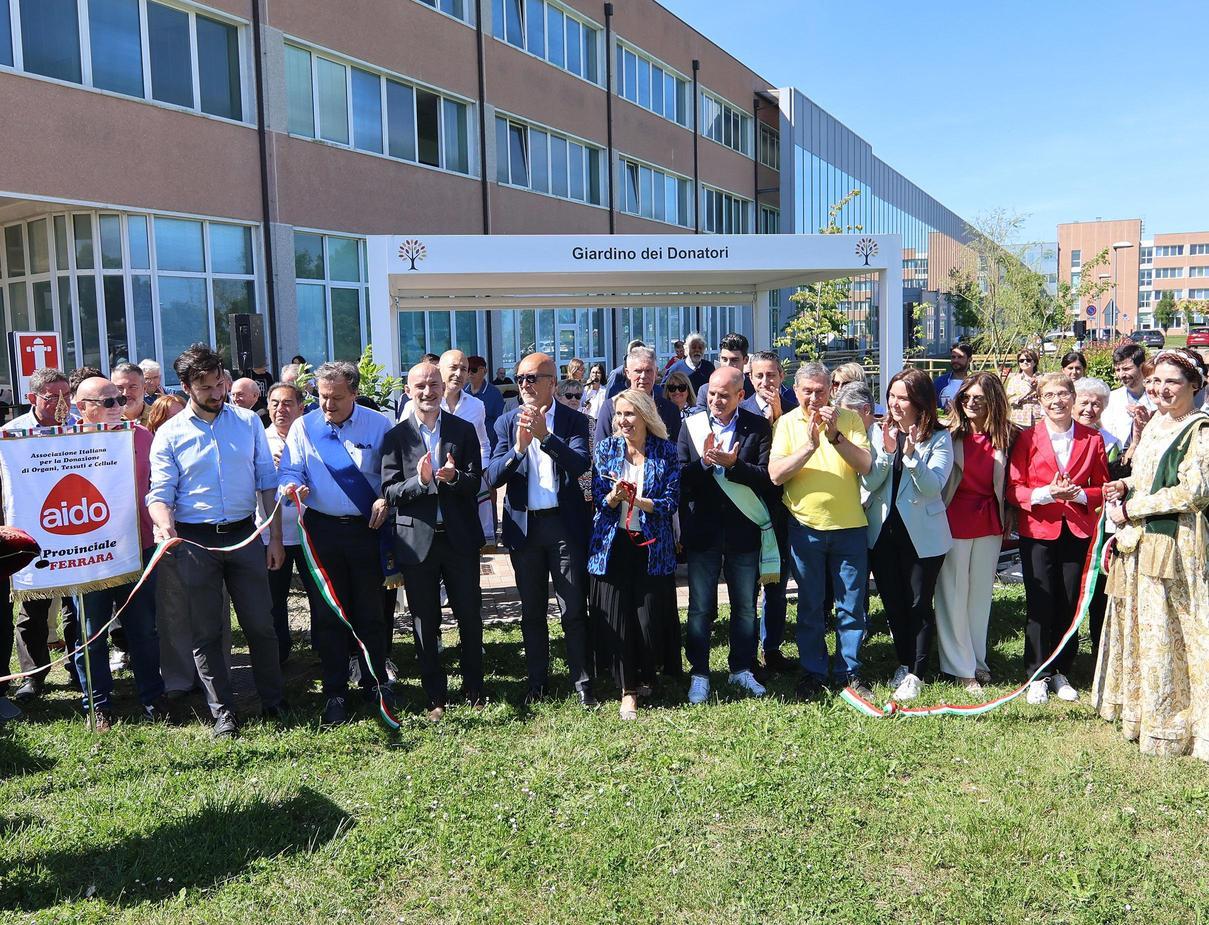 il giardino dei donatori è realtà uno spazio per pazienti e caregiver ogni albero identificato col qrcode da Ilrestodelcarlino.it il giardino dei donatori è realtà uno spazio per pazienti e caregiver ogni albero identificato col qrcode