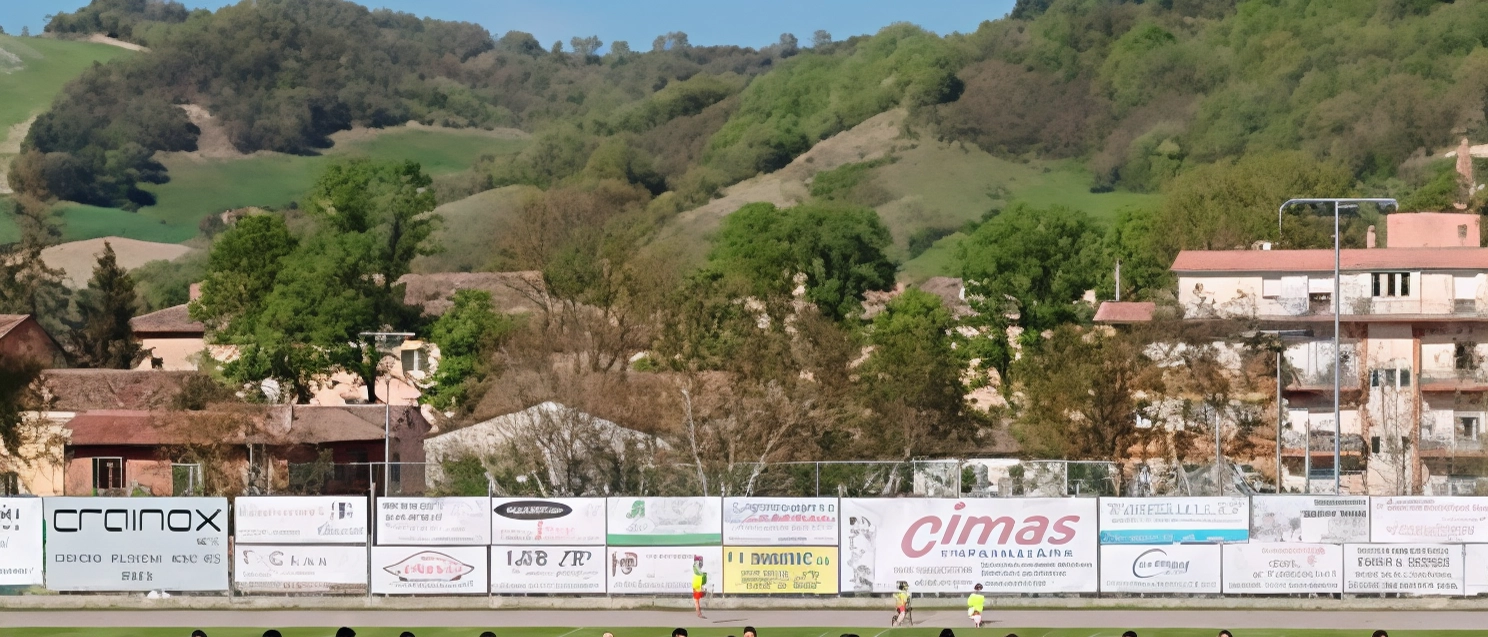 Il Castelfidardo conquista la terza vittoria consecutiva, superando Urbania e consolidando la quarta posizione in classifica. La Civitanovese si avvicina al primo posto, mentre l'Osimana perde le speranze playoff contro il Chiesanuova. La Jesina continua la serie di sconfitte.