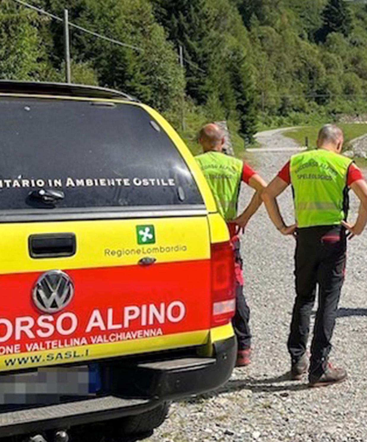 Era scomparso da un giorno . Trovato morto in un dirupo Era scomparso da un giorno . Trovato morto in un dirupo