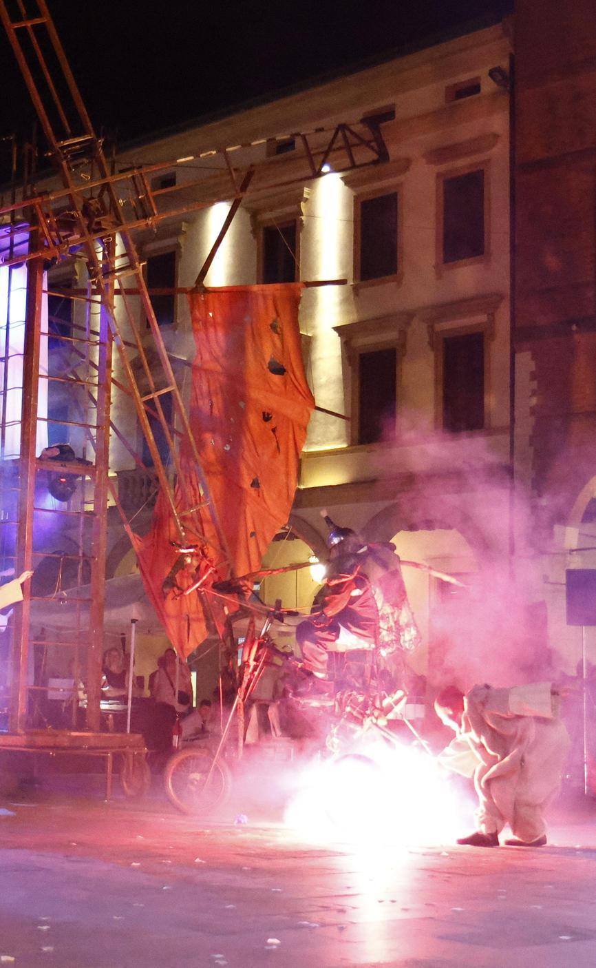 Omaggio alla fantasia e ai grandi ideali: sul palco arriva ‘Quijote!’