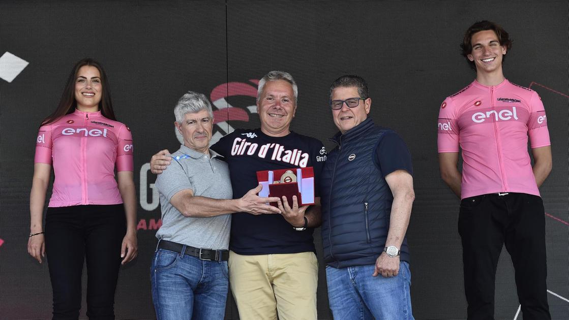 Il Giro d’Italia ricorda Fabio Saccani. A Bertolotti la ’Borraccia del gregario’