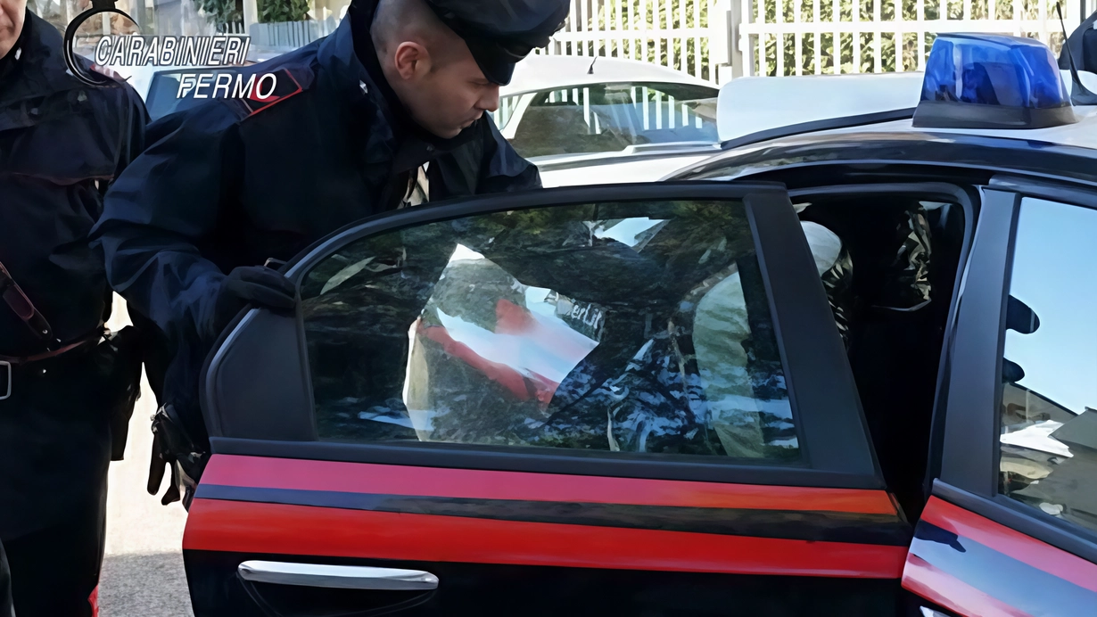 Aggredisce la moglie dopo una lite. I carabinieri arrestano un 67enne