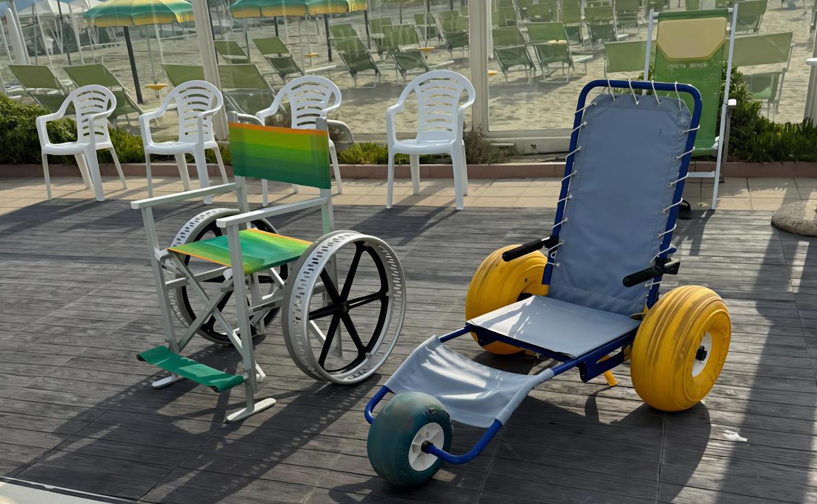 "Disabili, Estensi e Spina attrezzate" "Disabili, Estensi e Spina attrezzate"
