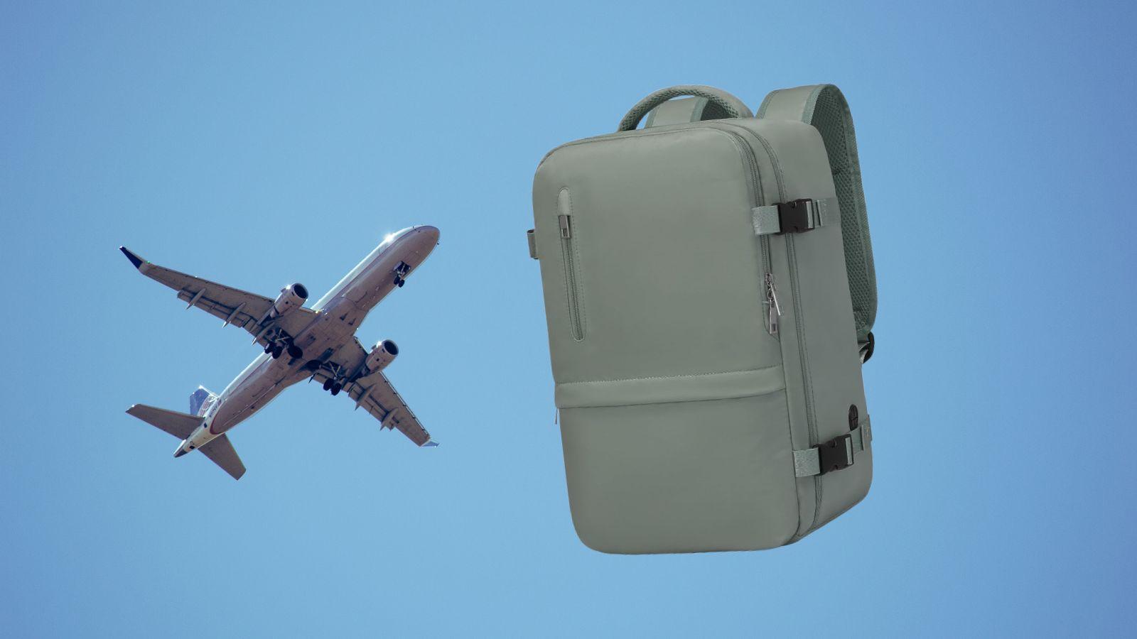 Bagaglio mano da Ilrestodelcarlino.it Bagaglio a mano Ryanair approvato zaino capiente e super organizzato in MAXI OFFERTA