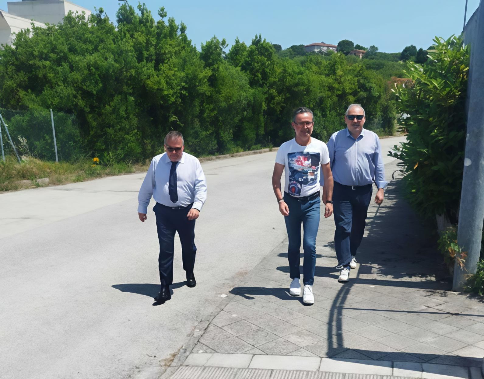 Ma i vertici non arretrano: "Dobbiamo andare avanti" Ma i vertici non arretrano: "Dobbiamo andare avanti"