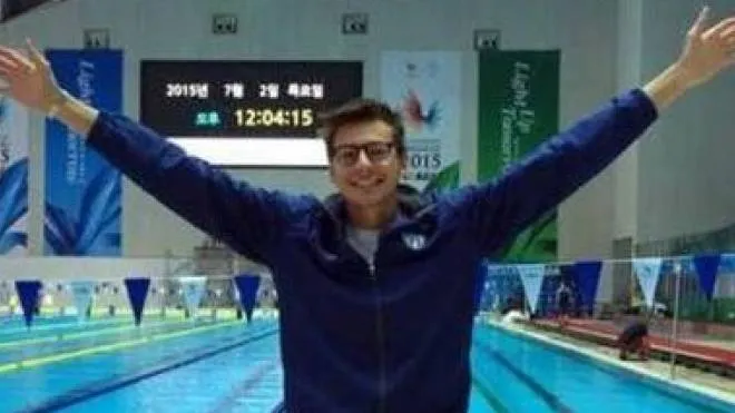 Mattia Dall’Aglio, scomparso a 24 anni mentre si allenava in piscina