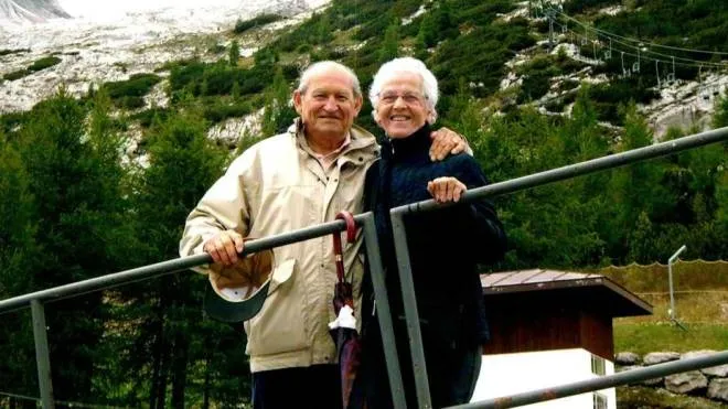 Giorgio e Letizia Borgognoni erano sposati da 63 anni, in basso la foto del matrimonio