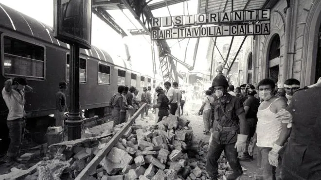 Una foto della strage del 2 Agosto 1980 alla stazione di Bologna  ANSA