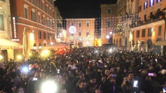 Ancona, 2019: piazza del Papa in festa per festeggiare l’anno nuovo. È stata l’ultima baldoria in piazza prima della pandemia