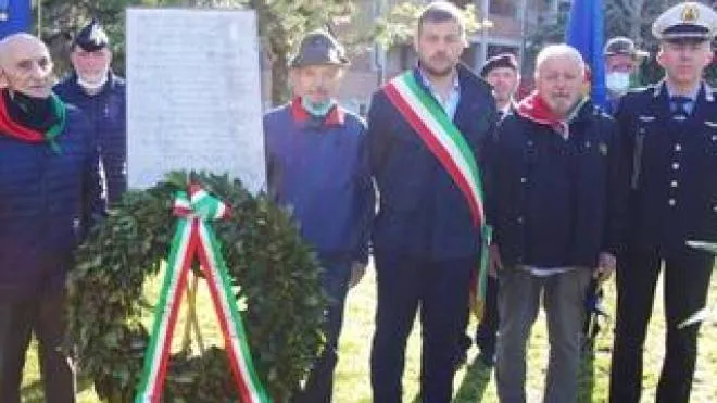 Il primo cittadino Marco Panieri alla commemorazione assieme alle autorità