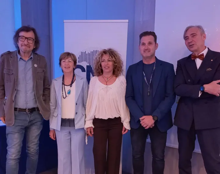 Da sinistra: i candidati Claudio Cecchetto, Daniela Angelini, Stefania Sinicropi e Stefano Caldari con Marco Corbelli (Cna)