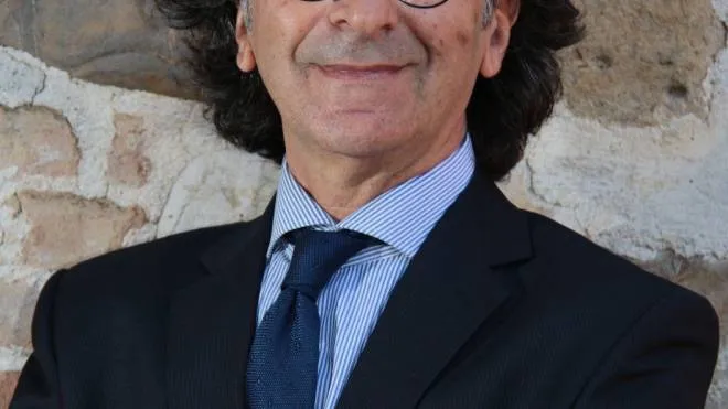 Il candidato Gianluca Ugolini