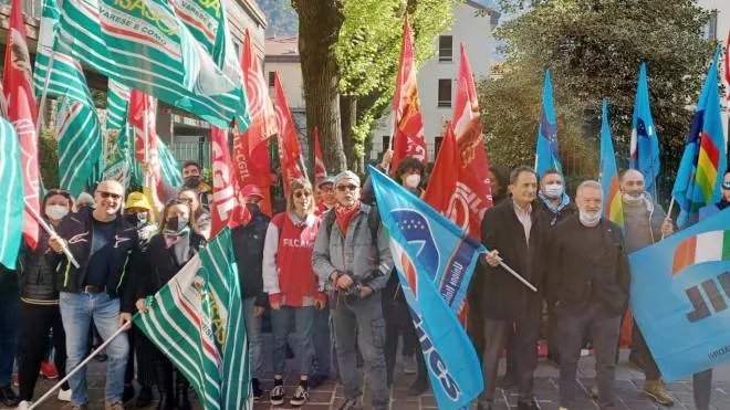 Una manifestazione dei sindacati (Foto d’archivio)