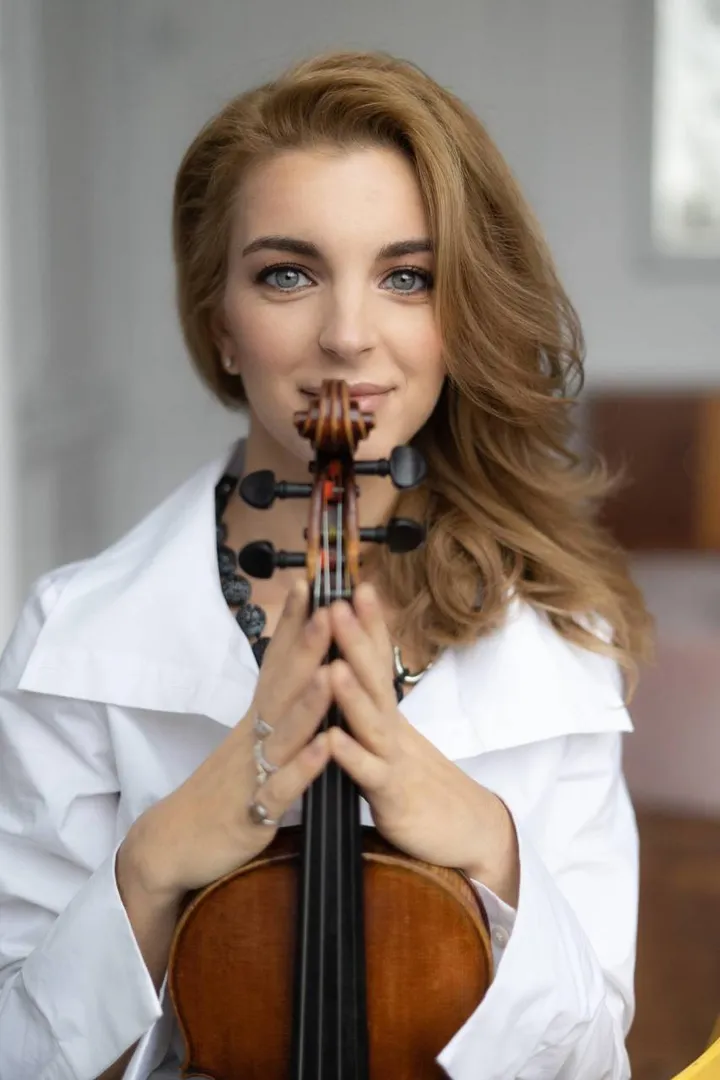 La violinista Ksenia Milas