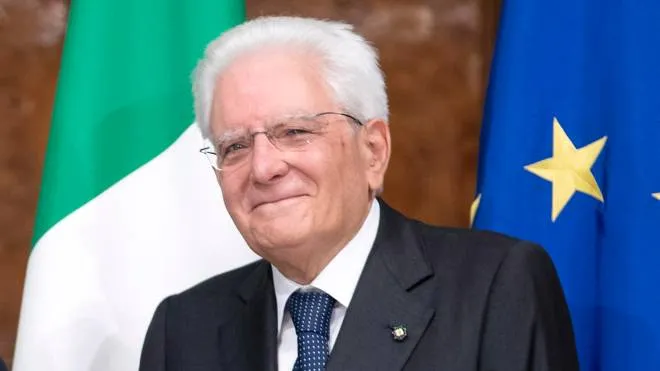 Italian President, Sergio Mattarella, and his Algerian counterpart,  Abdelmadjid Tebboune (L) during their meeting at Quirinal Palace, Rome, Italy, 26 May 2022. Tebboune is on a two-day state visit to Italy.
ANSA / Paolo Giandotti - Quirinal Press Office handout   +++ ANSA PROVIDES ACCESS TO THIS HANDOUT PHOTO TO BE USED SOLELY TO ILLUSTRATE NEWS REPORTING OR COMMENTARY ON THE FACTS OR EVENTS DEPICTED IN THIS IMAGE; NO ARCHIVING; NO LICENSING +++
