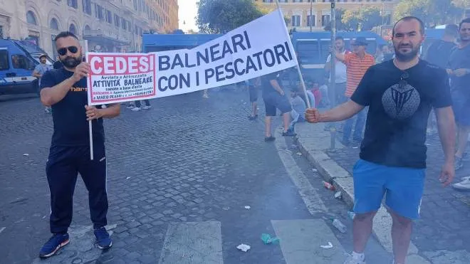 Un momento della protesta dei pescatori a Roma