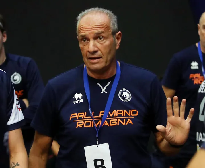 Domenico Tassinari, storico allenatore della Pallamano Romagna (Alive)