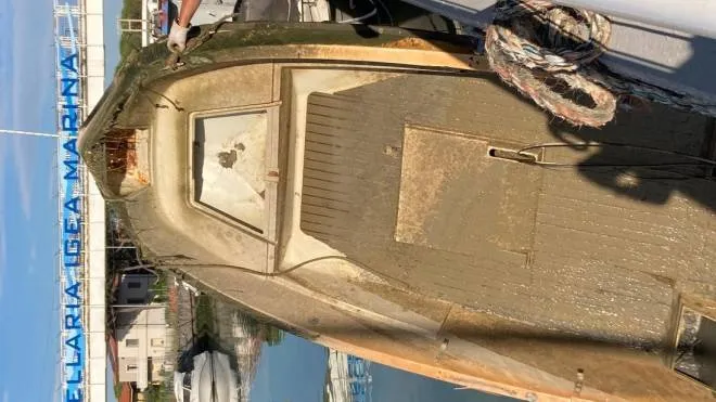 La barca di quattro metri senza proprietario si era inabissata a marzo