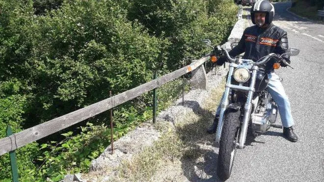 Un tratto pericoloso vicino al passo del Muraglione, al confine con la Toscana