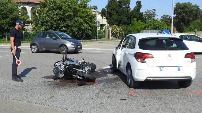 I mezzi coinvolti nell’incidente di ieri pomeriggio a Lugo