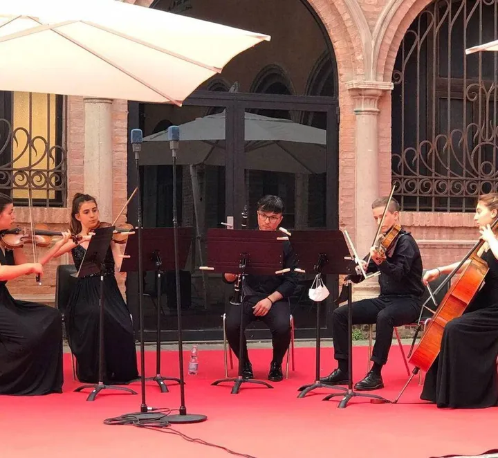 Il Quartetto d’archi Euterpe è composto da cinque giovani talenti