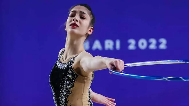 Sofia Raffaeli in una delle sue straordinarie esibizioni: la ginnasta fabrianese, nativa di Chiaravalle, sta incantando il mondo intero