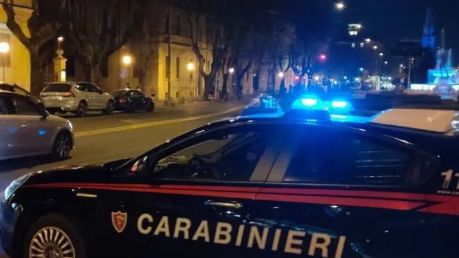 Controlli notturni. dei carabinieri in centro storico