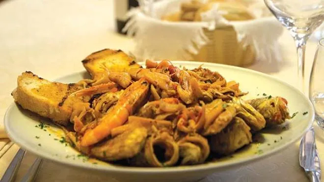 Il brodetto è uno dei 'piatti poveri' simbolo della cultura gastronomica Adriatica