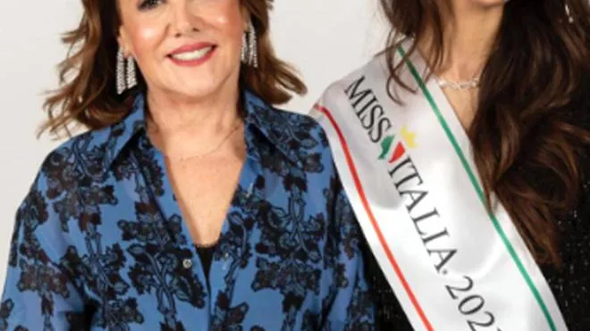 Patrizia Mirigliani con Zeudi Di Palma, Miss Italia 2021
