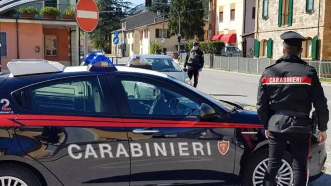 Carabinieri a Trebbiantico per bloccare un 39enne che voleva incendiare