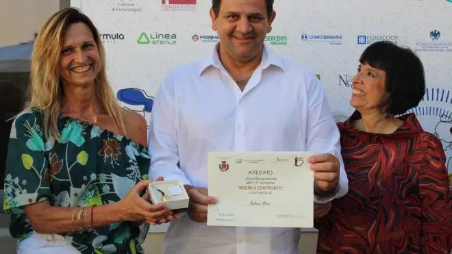 Mirco Bellucci, vincitore della Noce d’Oro, durante la premiazione che si è tenuta durante la festa artusiana di Forlimpopoli