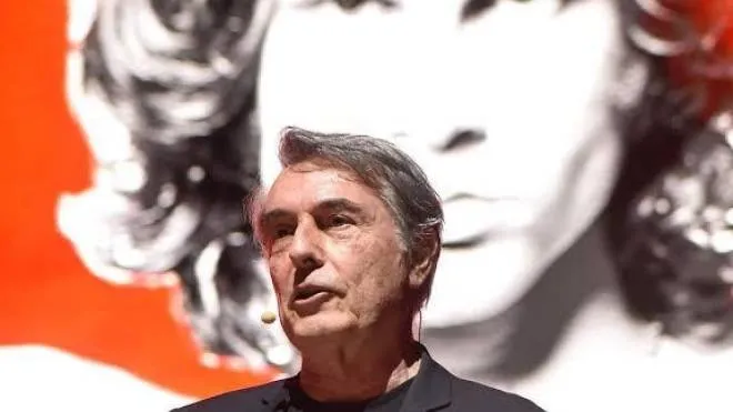 Il conduttore e critico musicale, Carlo Massarini. Tantissimi i personaggi a Popsophia