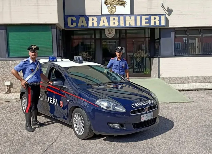 I carabinieri, intervenuti. dopo la segnalazione di rissa da parte di un cittadino