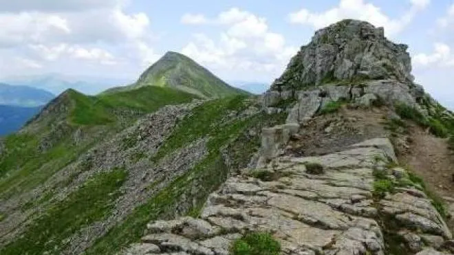 Una immagine del Monte Cusna, sul crinale appenninico
