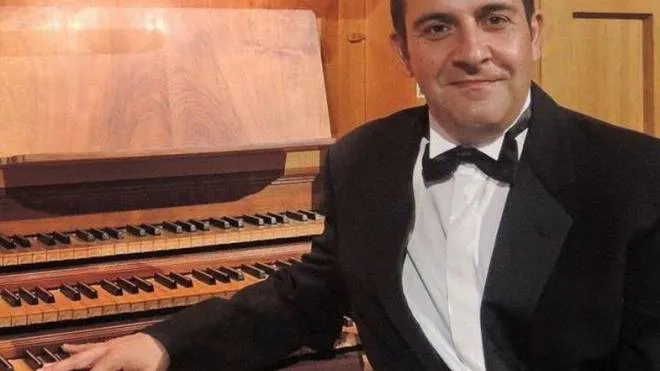L’organista Maurizio Maffezzoli